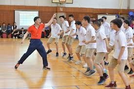 乔·马祖拉的“非法掩护”：裁判判罚再引争议，凯尔特人连失两场战绩受影响