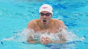 [流言板]ON和北川深圳觅食记：赛级广东人ON教你如何分辨正宗菠萝咕咾肉